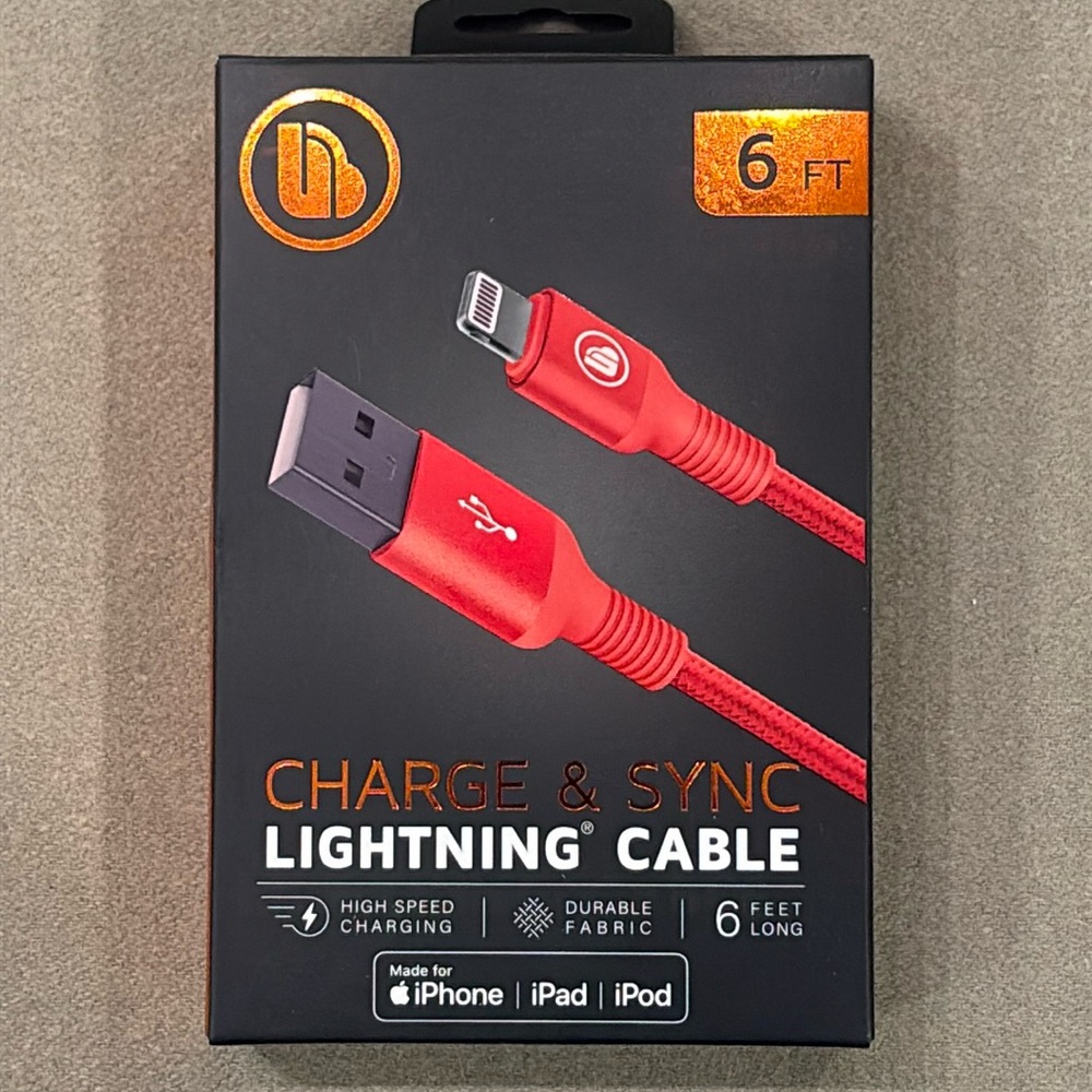 NEW NIB MERKURY 6 ft Red Charge and Sync USB-A to Lightning Fabric Cable Cord